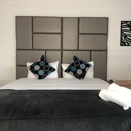 Gladstone Cbd Motel Buitenkant foto