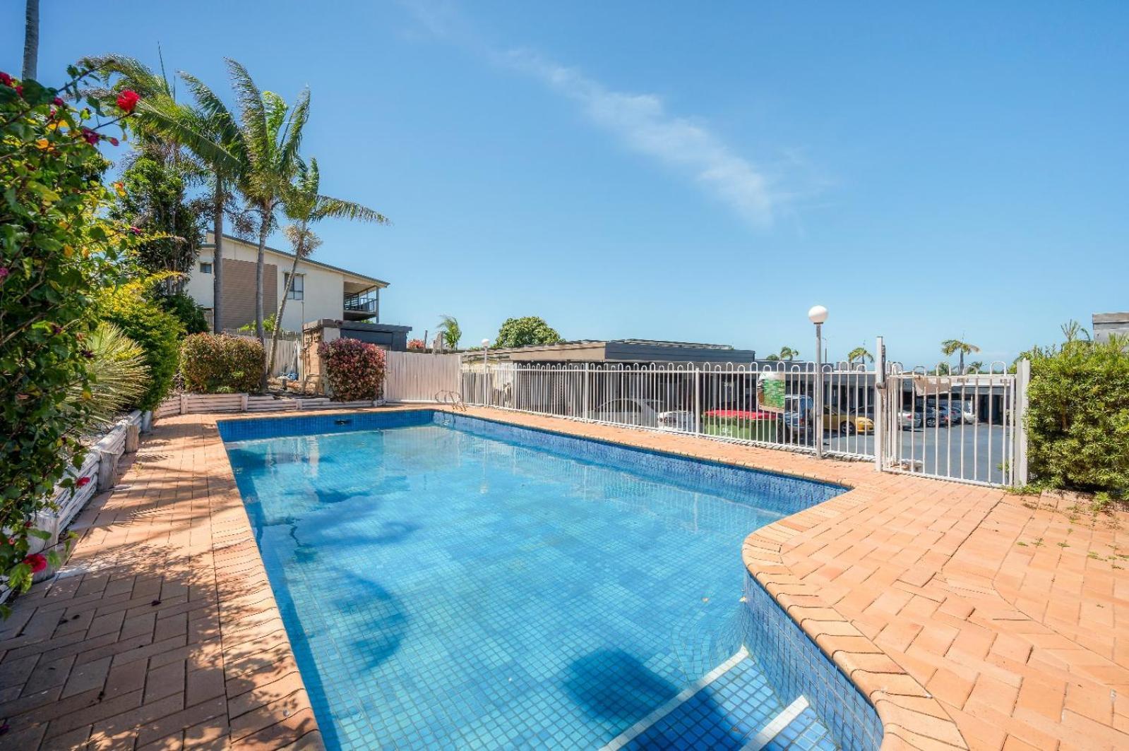 Gladstone Cbd Motel Buitenkant foto